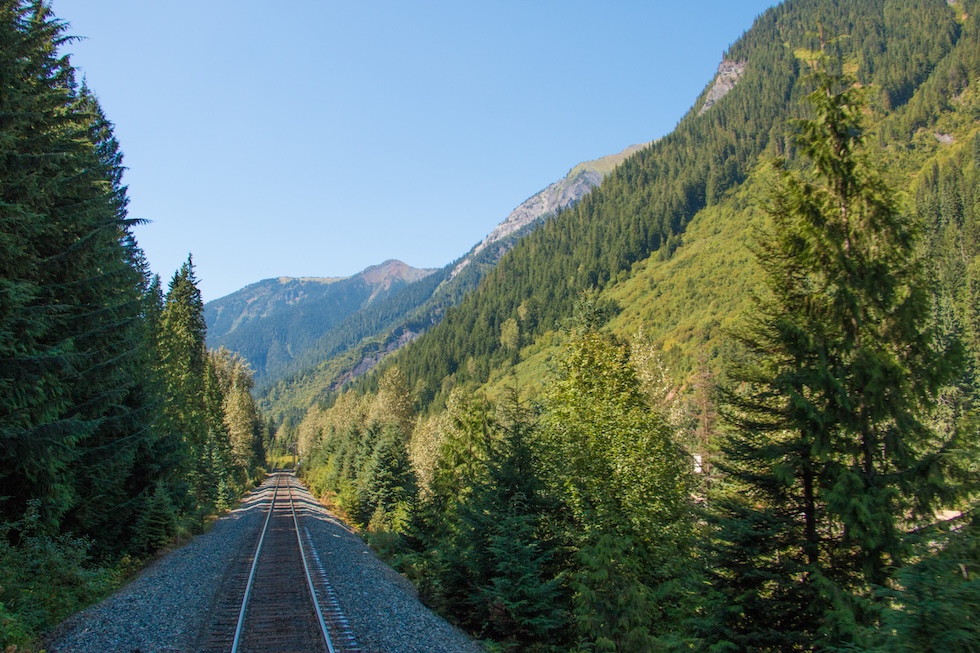 Canada Pacific Railway tracks (photo by the author)